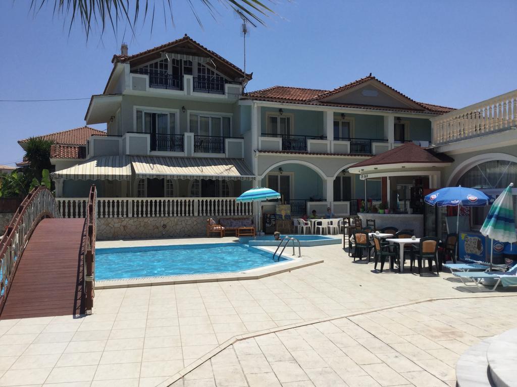 Hotel Villa Basil Циливи Екстериор снимка