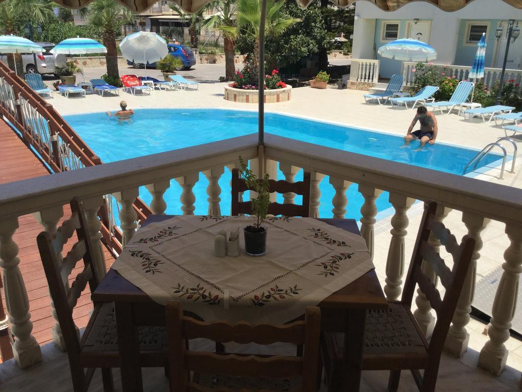 Hotel Villa Basil Циливи Екстериор снимка