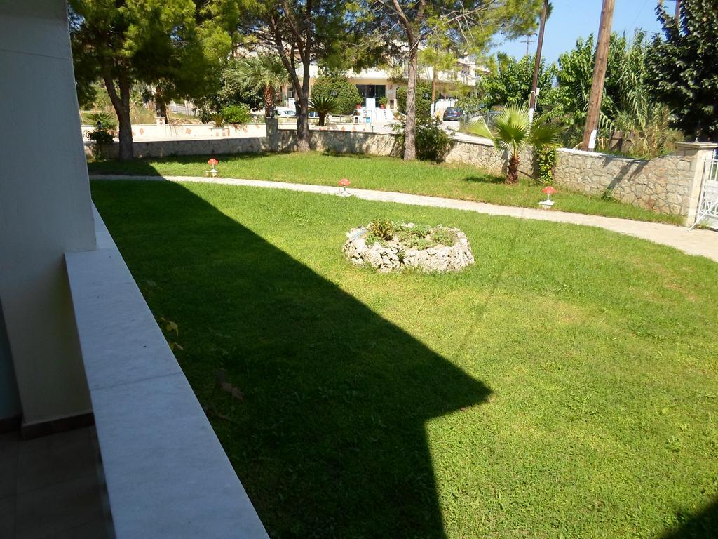 Hotel Villa Basil Циливи Екстериор снимка
