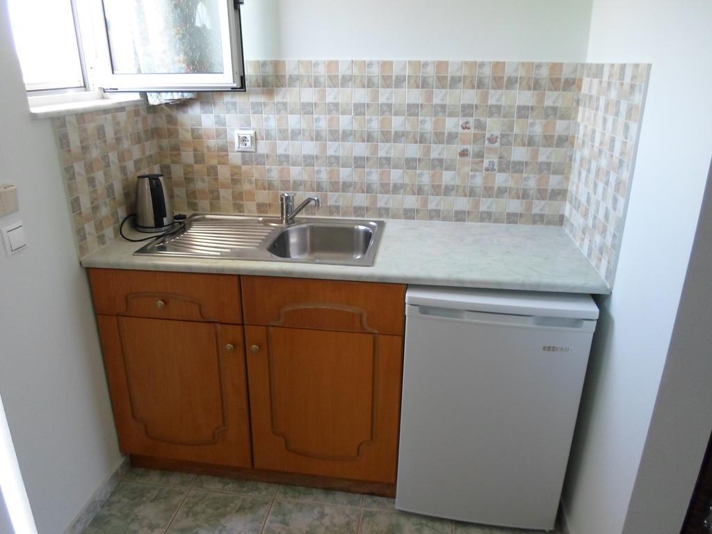 Hotel Villa Basil Циливи Екстериор снимка