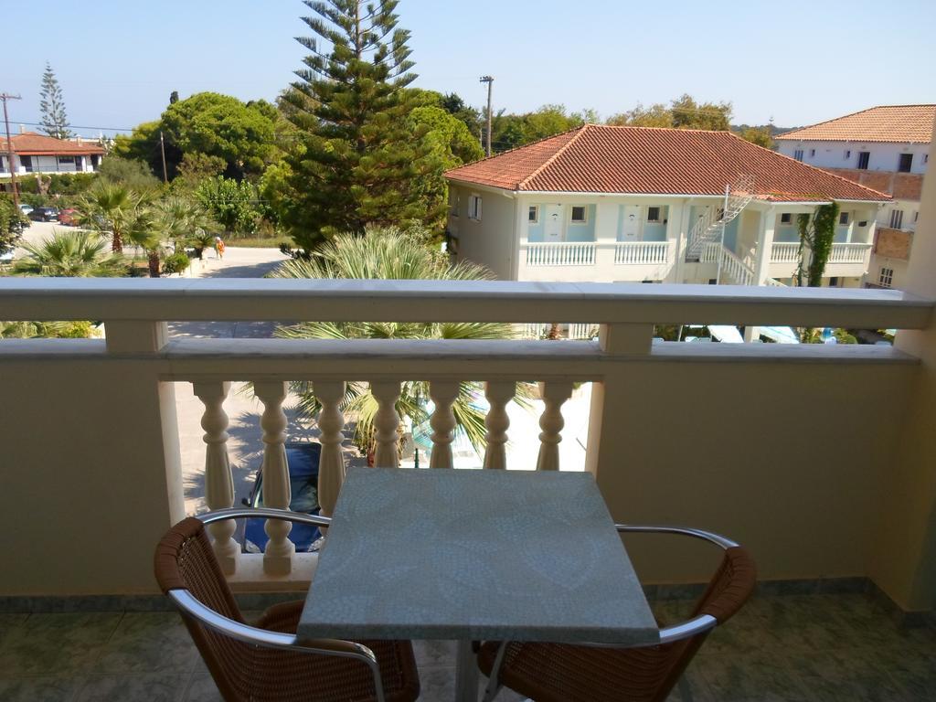 Hotel Villa Basil Циливи Екстериор снимка