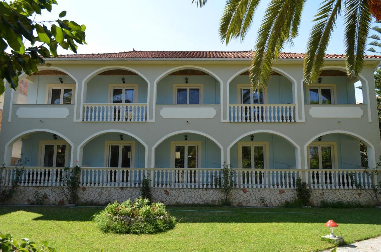 Hotel Villa Basil Циливи Екстериор снимка